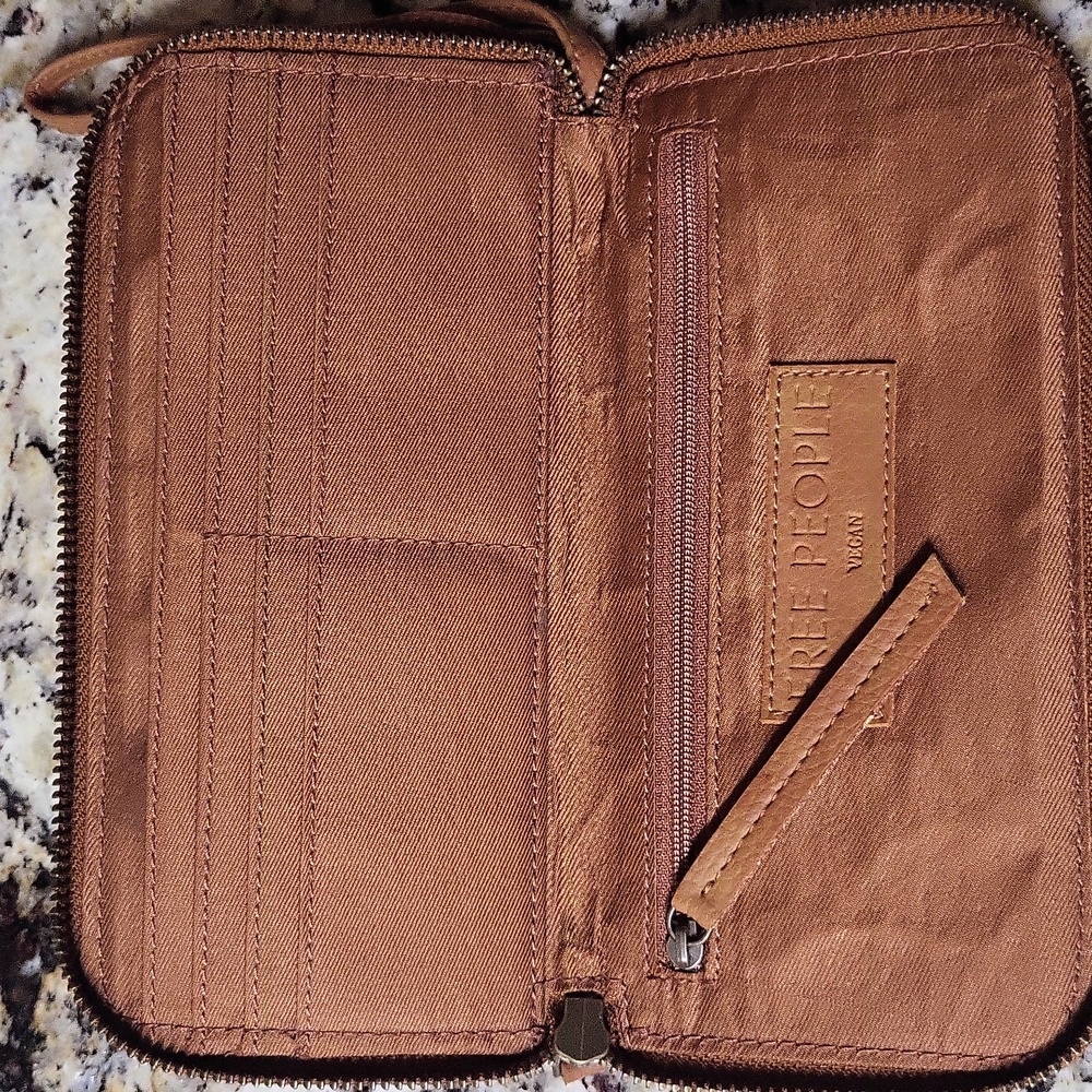 Free People Wristlet Walllet - Picture 11 of 12